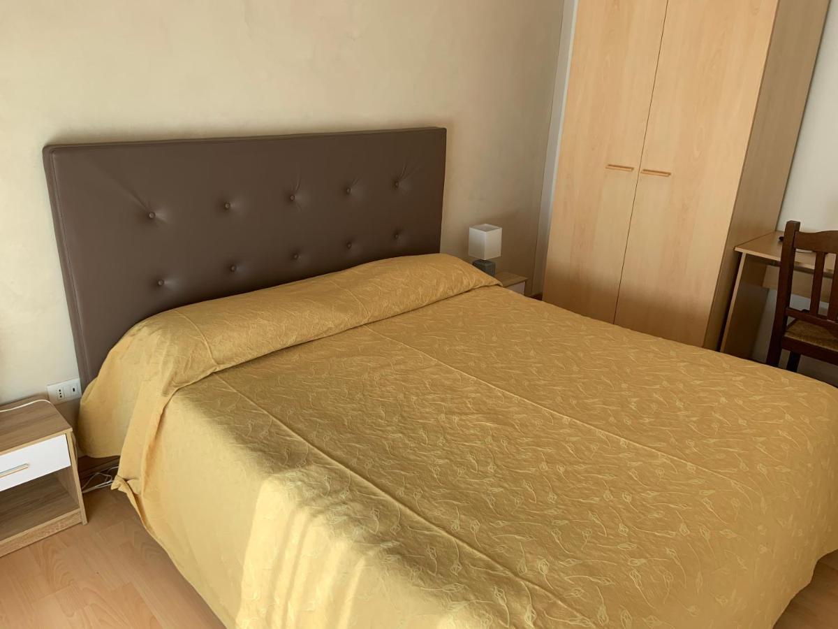 La Lanterna 2* Garda (Verona)